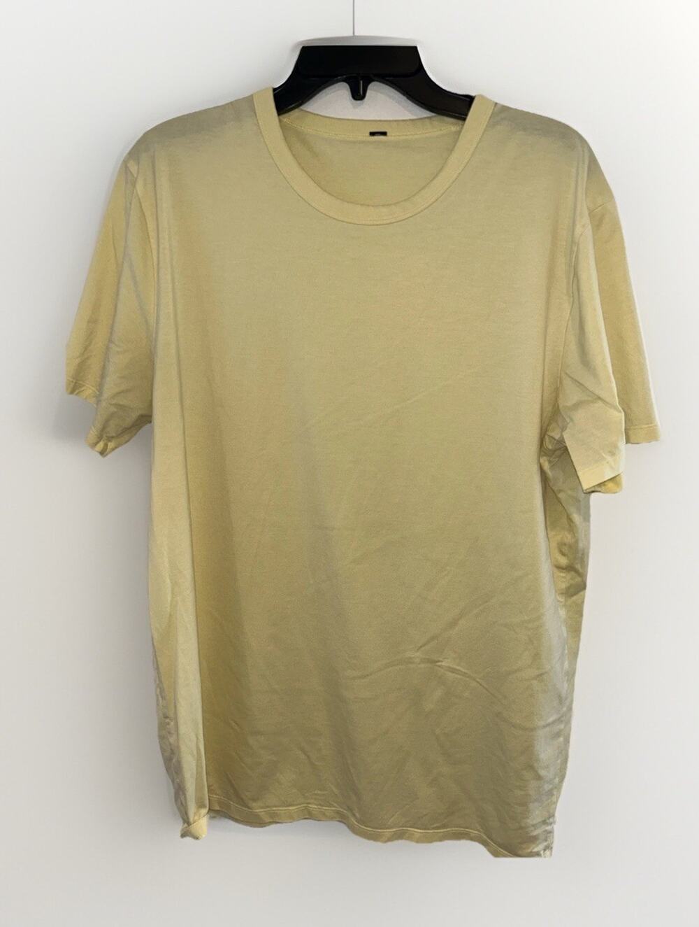 Lululemon Shirt Mens XL yellow Crewneck Casual Workout Essential Tee